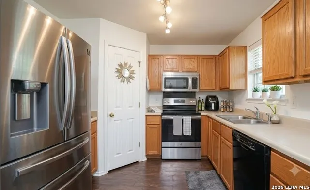 8959 Scarlet Creek Universal City, TX 78148