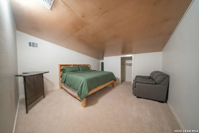 3169 SCHUETTIG Poteet, TX 78065
