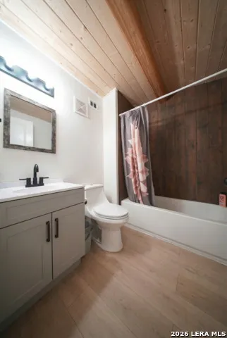 3169 SCHUETTIG Poteet, TX 78065