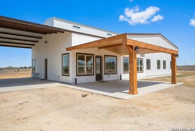 3169 SCHUETTIG Poteet, TX 78065