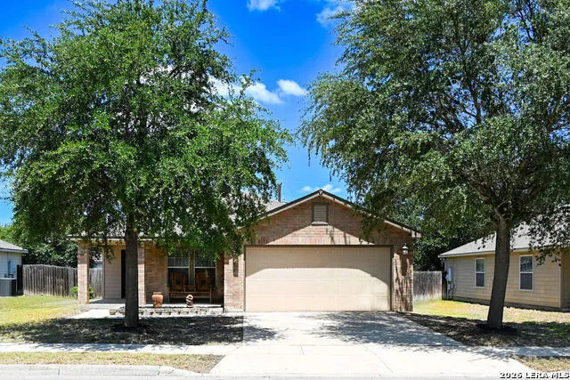 7907 Saratoga Knll Selma, TX 78154