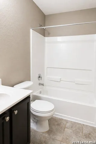 7907 Saratoga Knll Selma, TX 78154