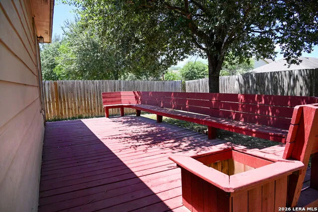 7907 Saratoga Knll Selma, TX 78154