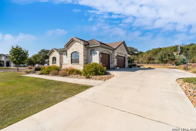 2447 Wallaby Circle New Braunfels, TX 78132