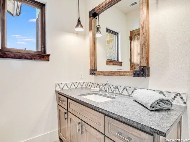 47 Muirfield Boerne, TX 78006
