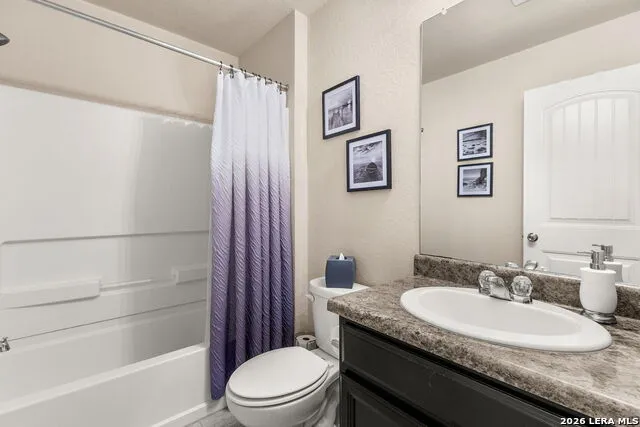 1321 W Nolte Farms Seguin, TX 78155