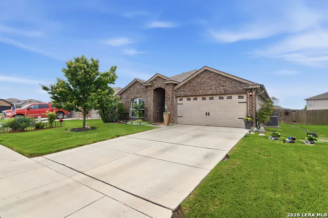 1321 W Nolte Farms Seguin, TX 78155