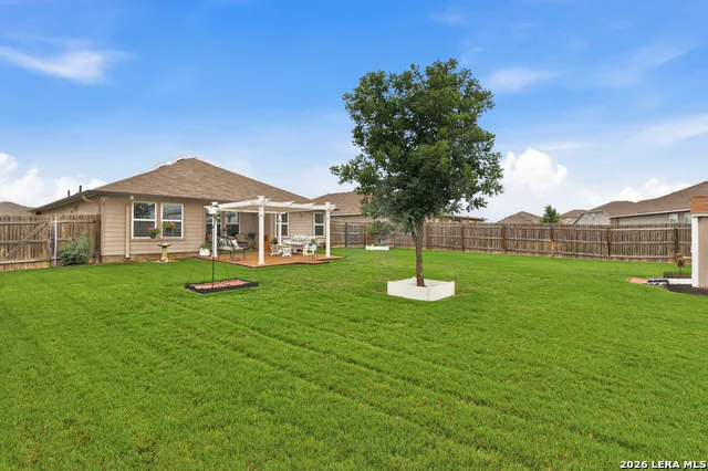 1321 W Nolte Farms Seguin, TX 78155