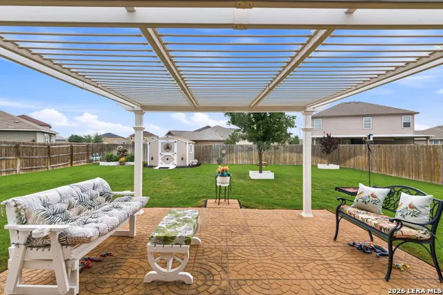 1321 W Nolte Farms Seguin, TX 78155