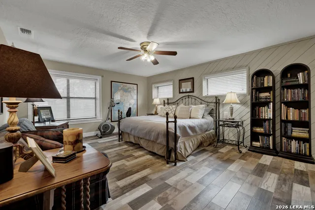 605 High Oaks Canyon Lake, TX 78133