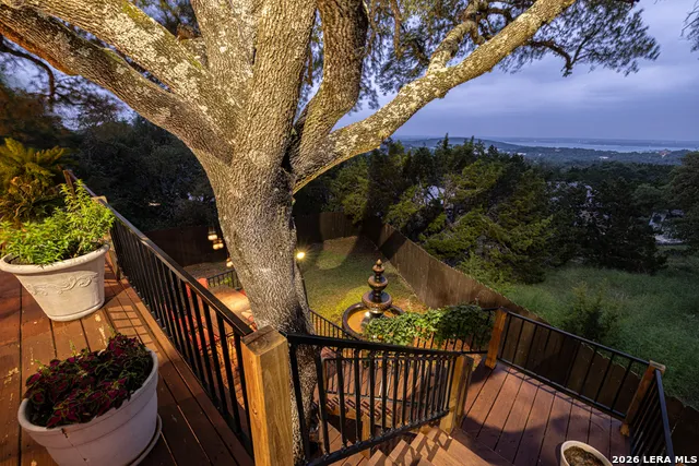 605 High Oaks Canyon Lake, TX 78133