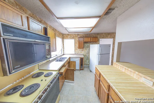6915 Brecon San Antonio, TX 78239