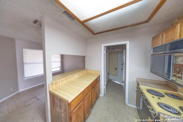 6915 Brecon San Antonio, TX 78239