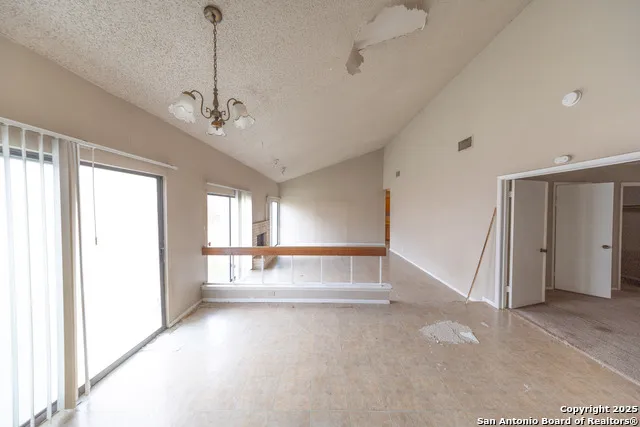 6915 Brecon San Antonio, TX 78239