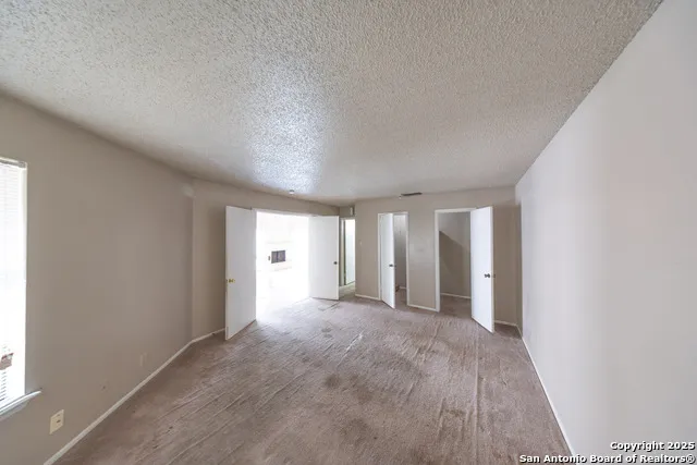 6915 Brecon San Antonio, TX 78239