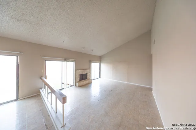 6915 Brecon San Antonio, TX 78239