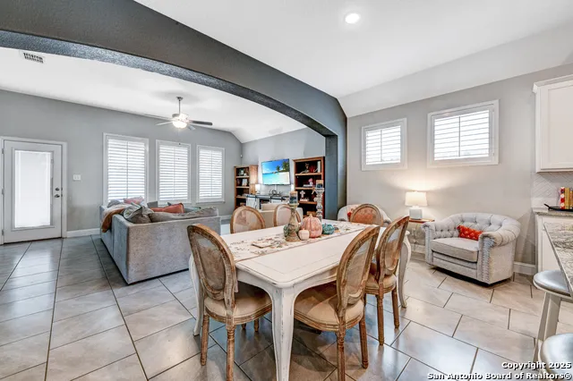 2217 Windswept New Braunfels, TX 78132