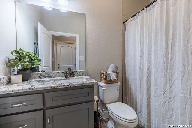 615 ABBOTT RDG St Hedwig, TX 78152