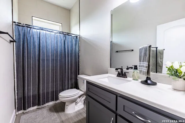 615 ABBOTT RDG St Hedwig, TX 78152