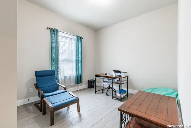 615 ABBOTT RDG St Hedwig, TX 78152