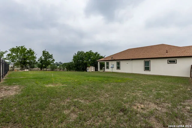615 ABBOTT RDG St Hedwig, TX 78152