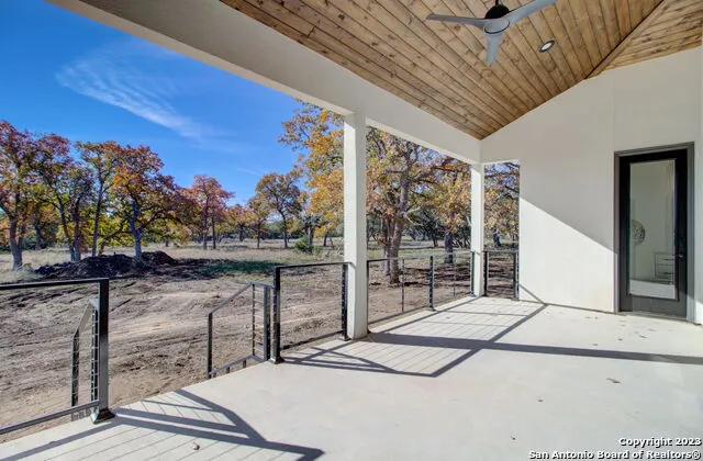 981 Jenny Leigh Trail Bulverde, TX 78163