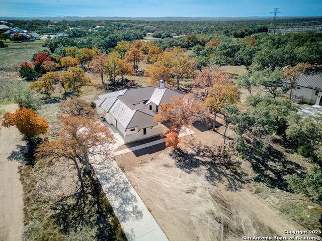 981 Jenny Leigh Trail Bulverde, TX 78163