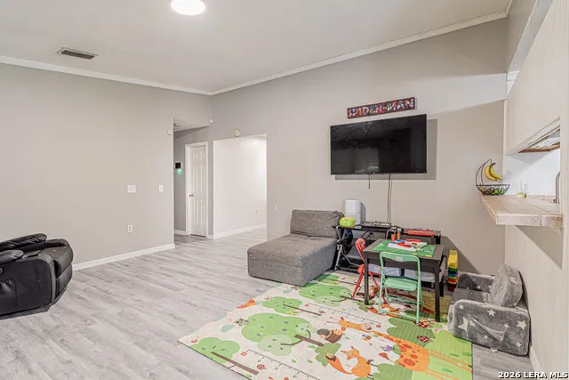 6039 Whispering Lake St San Antonio, TX 78222