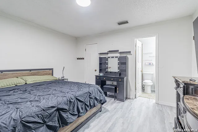 6039 Whispering Lake St San Antonio, TX 78222