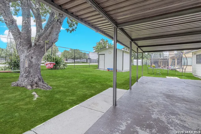 6039 Whispering Lake St San Antonio, TX 78222