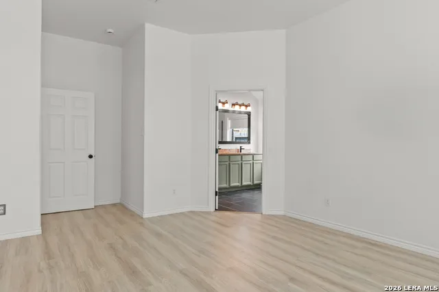 2747 Trinity Glade San Antonio, TX 78261