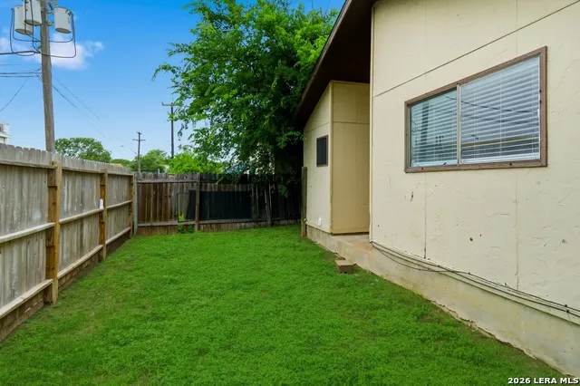 6867 BETTY LEVY San Antonio, TX 78227