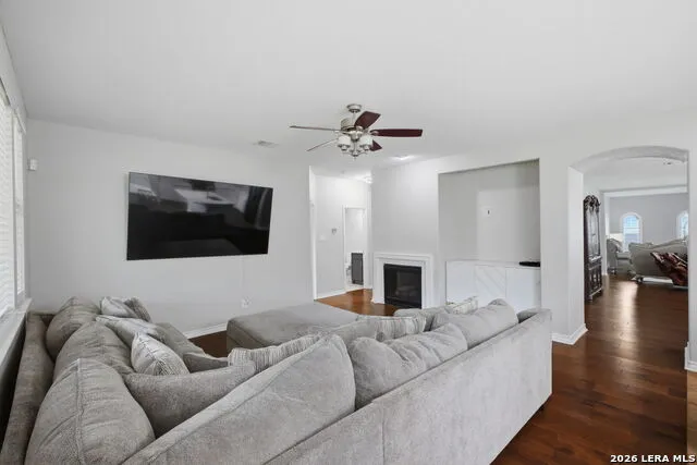 23503 WOODLAWN RDG San Antonio, TX 78259