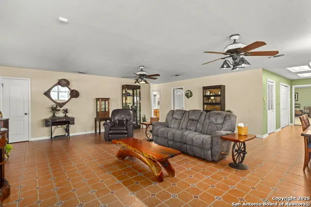 4335 Mail Route Fischer, TX 78623