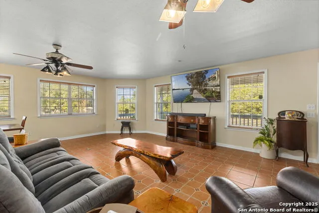4335 Mail Route Fischer, TX 78623