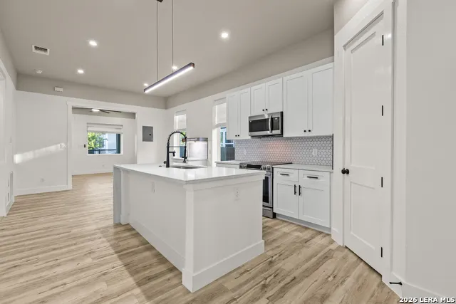 1227 BURNET ST San Antonio, TX 78202