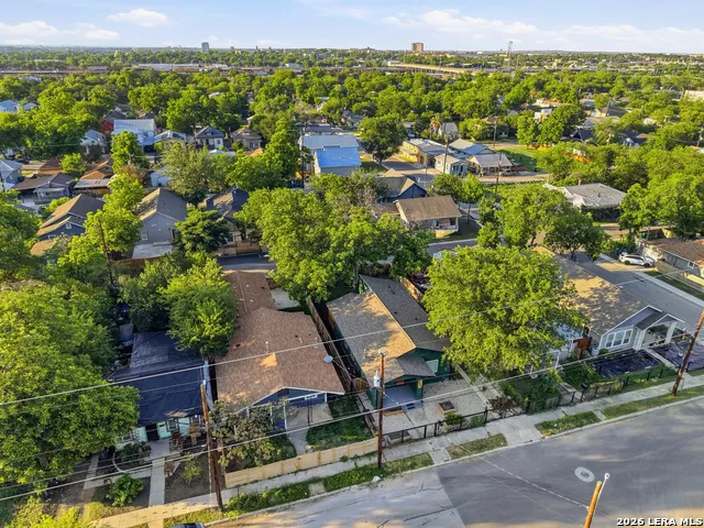 1227 BURNET ST San Antonio, TX 78202