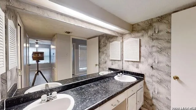 6832 Stockport San Antonio, TX 78239