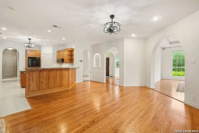 29442 No Le Hace Dr Fair Oaks Ranch, TX 78015