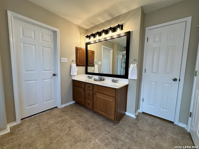 241 EAGLE FLIGHT Cibolo, TX 78108