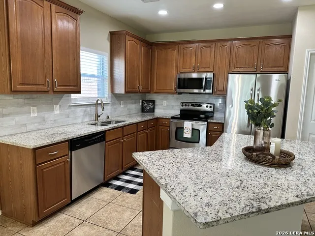 241 EAGLE FLIGHT Cibolo, TX 78108