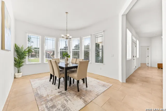 910 Silent Hollow San Antonio, TX 78260