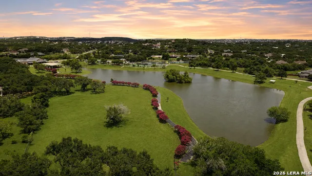 910 Silent Hollow San Antonio, TX 78260