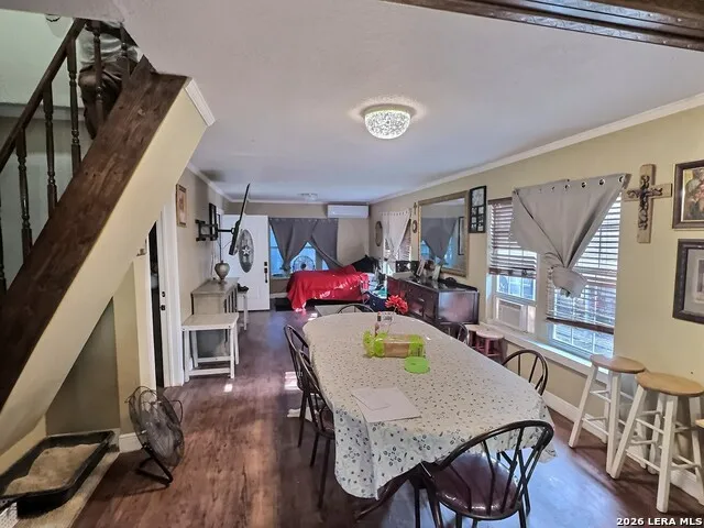 115 Robert E Lee San Antonio, TX 78214