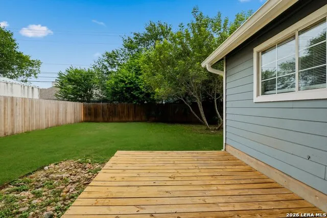 110 LEHMANN ST Boerne, TX 78006