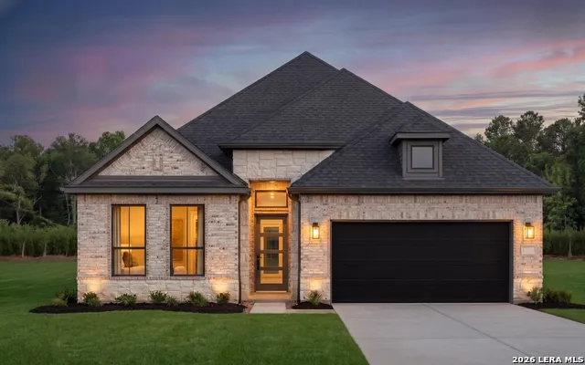 529 CORDOVA XING Seguin, TX 78155