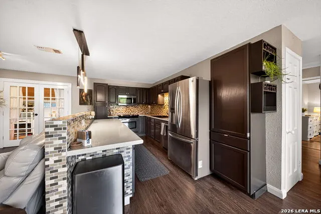 19815 GREENHILL DR Helotes, TX 78023