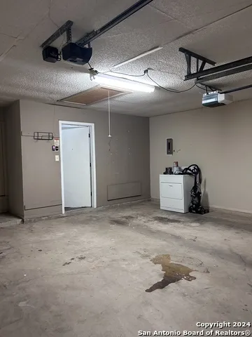 1915 ELSWORTHY ST San Antonio, TX 78248