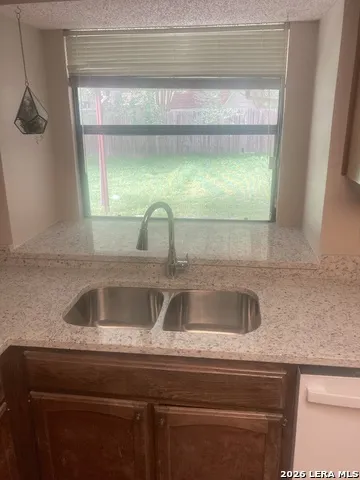 1915 ELSWORTHY ST San Antonio, TX 78248