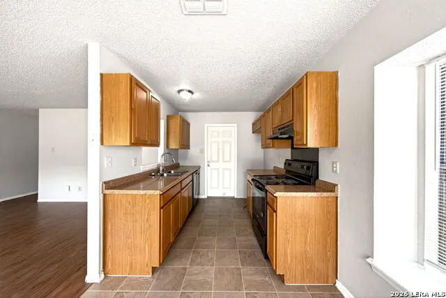 5726 TIMBER BND San Antonio, TX 78238